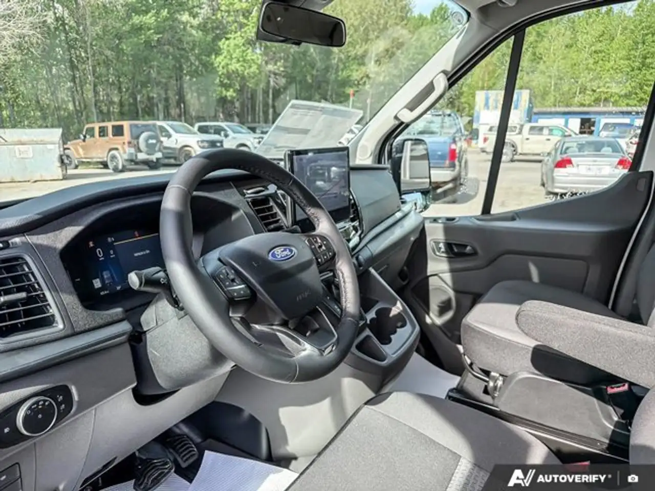 Ford Transit Passenger Wagon fotografie Ford Transit Passenger Wagon
