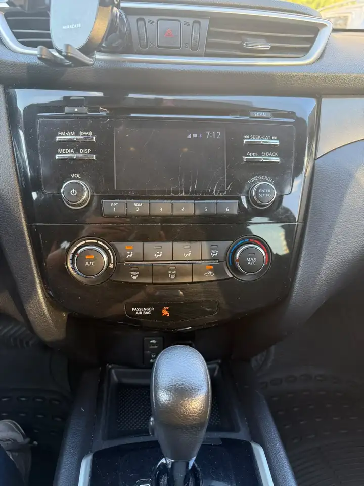 Nissan Rogue photo Nissan Rogue