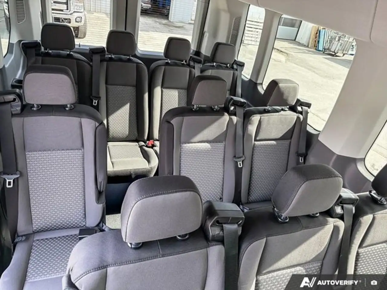 Ford Transit Passenger Wagon fotografie Ford Transit Passenger Wagon