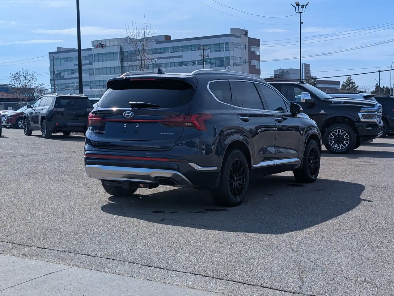 Hyundai SANTA FE photo Hyundai SANTA FE