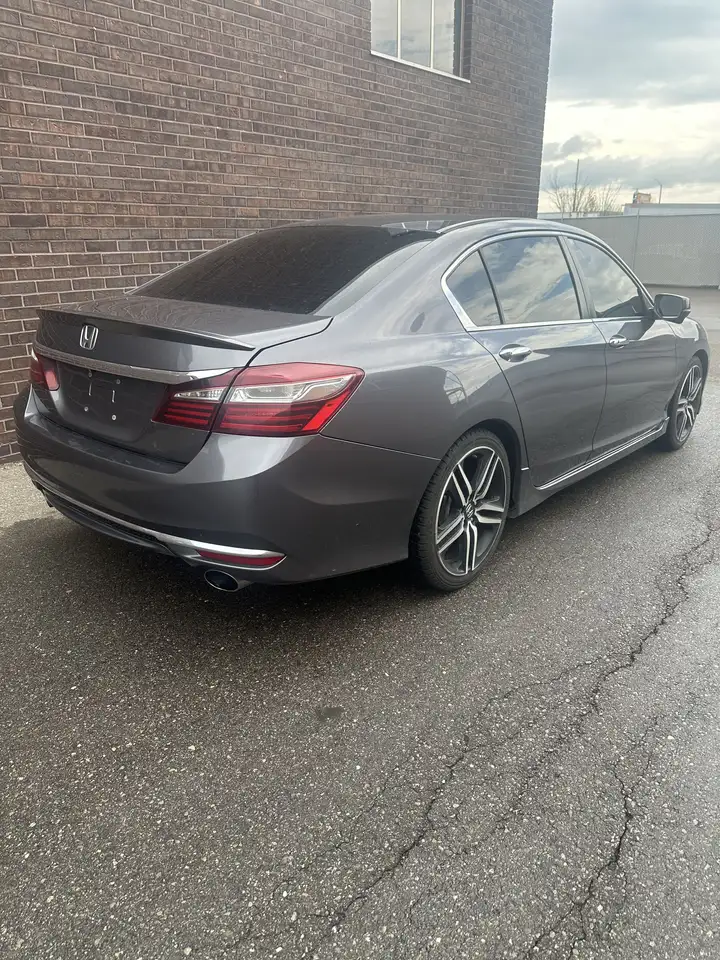 Honda Accord photo Honda Accord