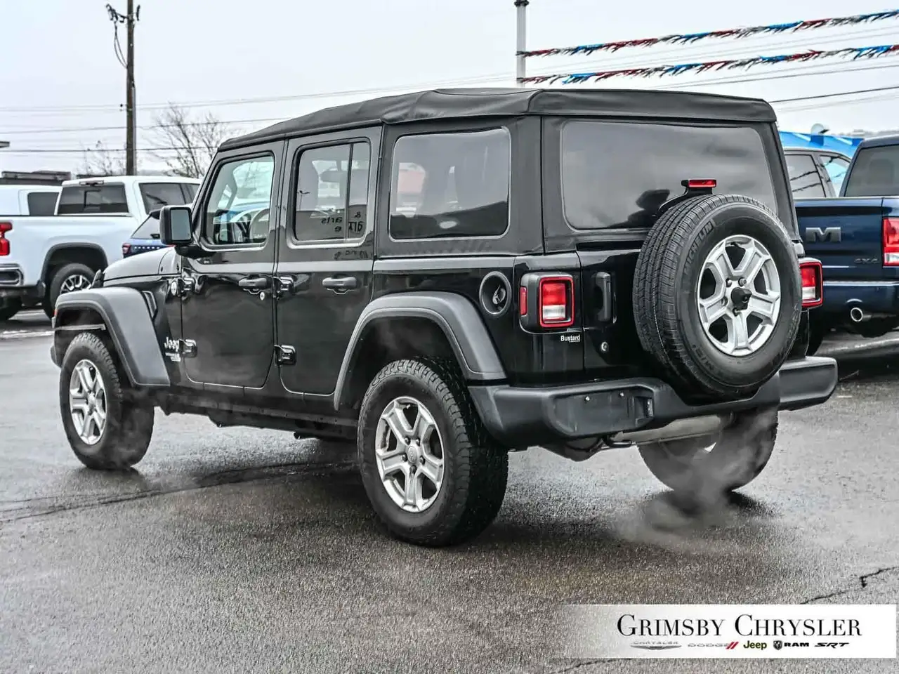 Jeep Wrangler photo Jeep Wrangler
