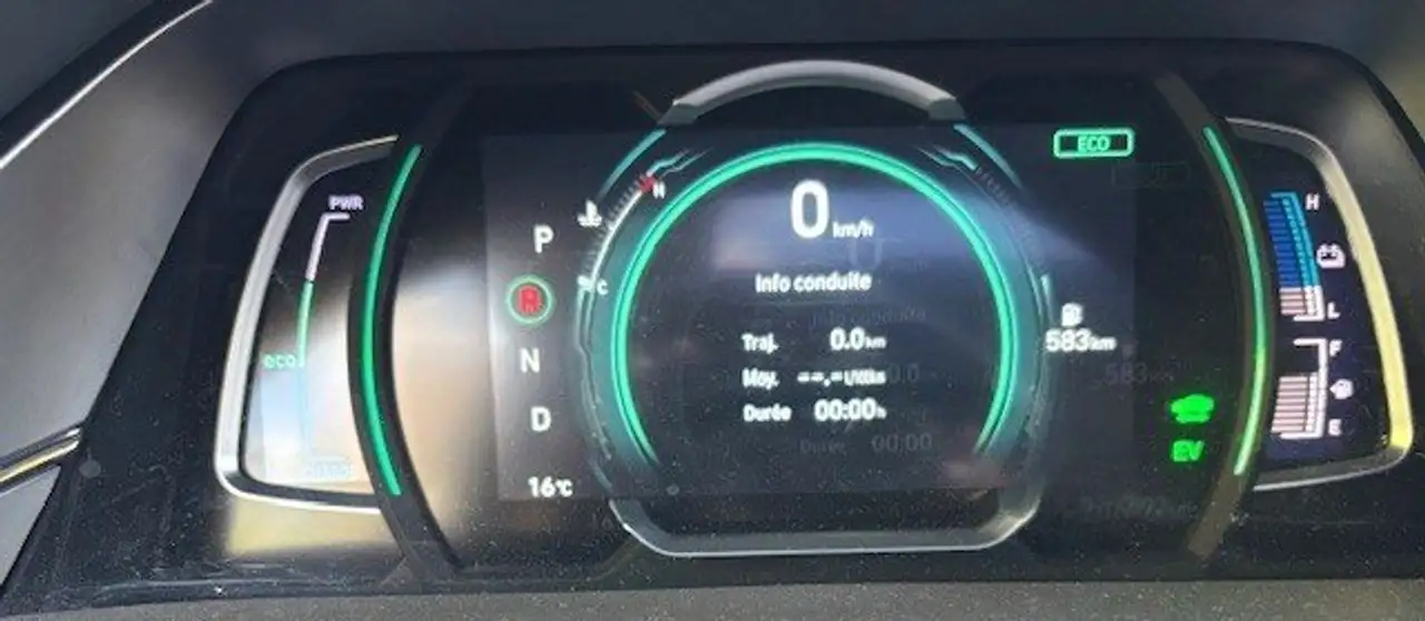 Hyundai IONIQ снимка Hyundai IONIQ