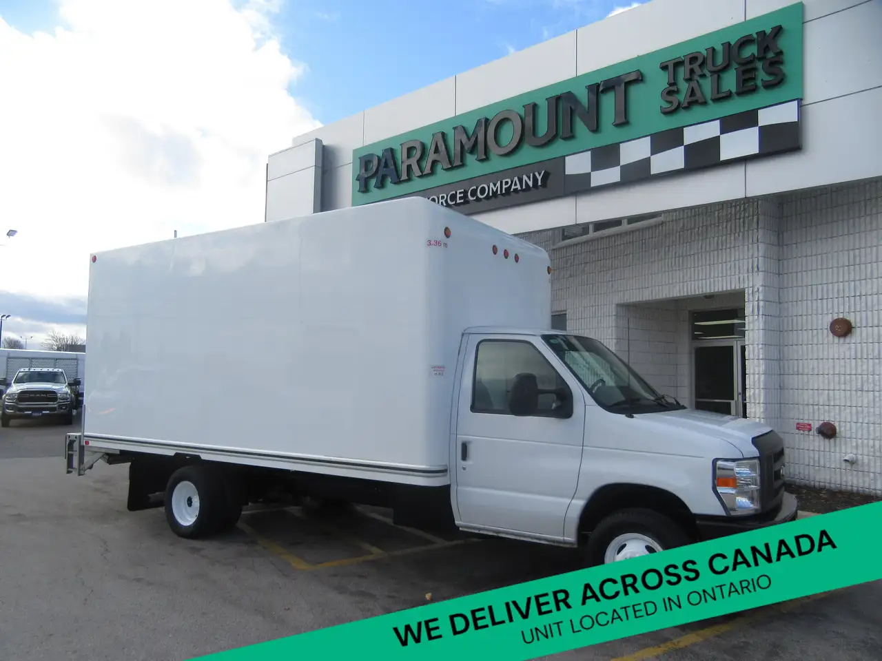 Ford E-450 Super Duty DRW photo Ford E-450 Super Duty DRW