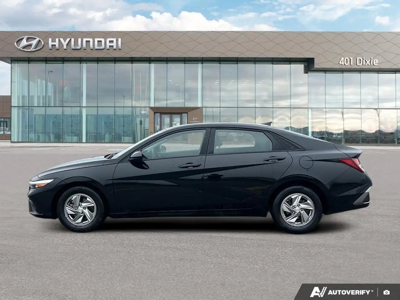 Hyundai ELANTRA снимка Hyundai ELANTRA