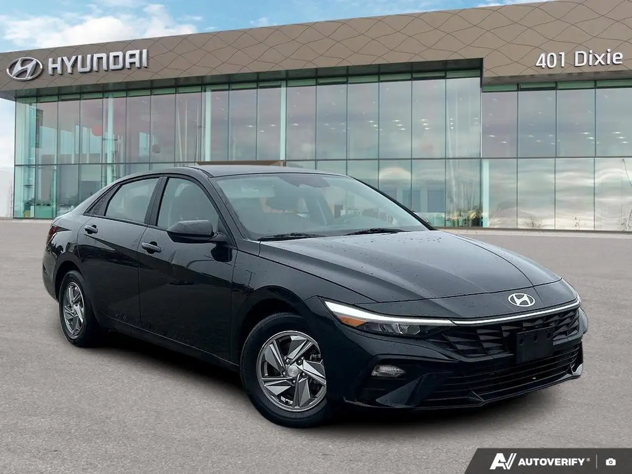 Hyundai ELANTRA снимка Hyundai ELANTRA
