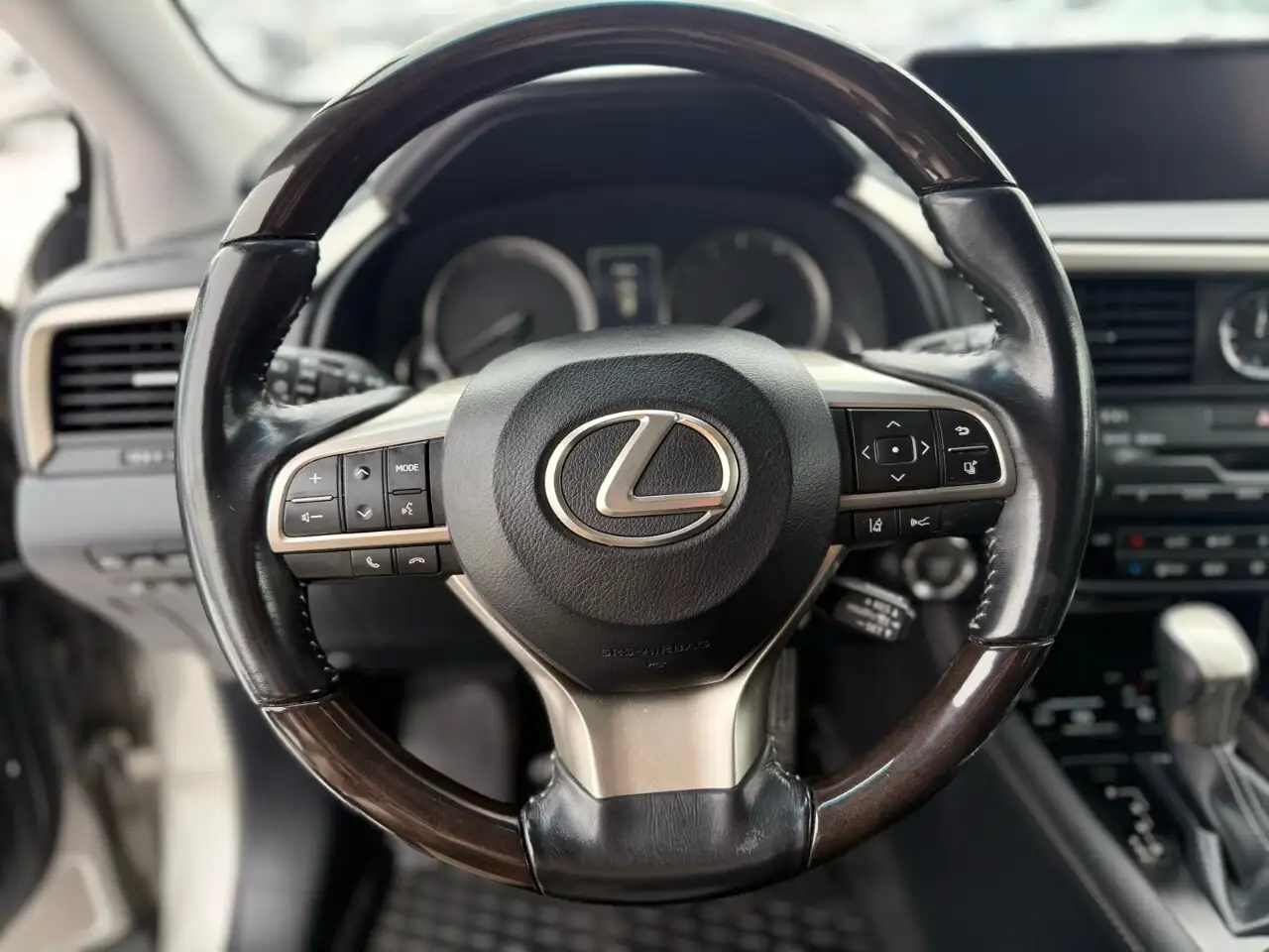 Lexus RX photo Lexus RX