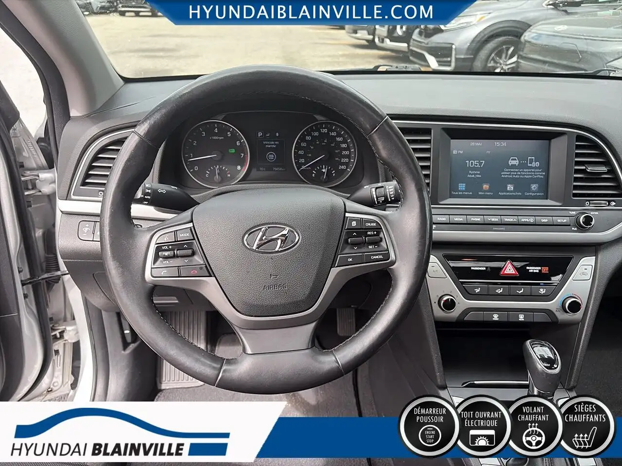 Hyundai ELANTRA fotografie Hyundai ELANTRA
