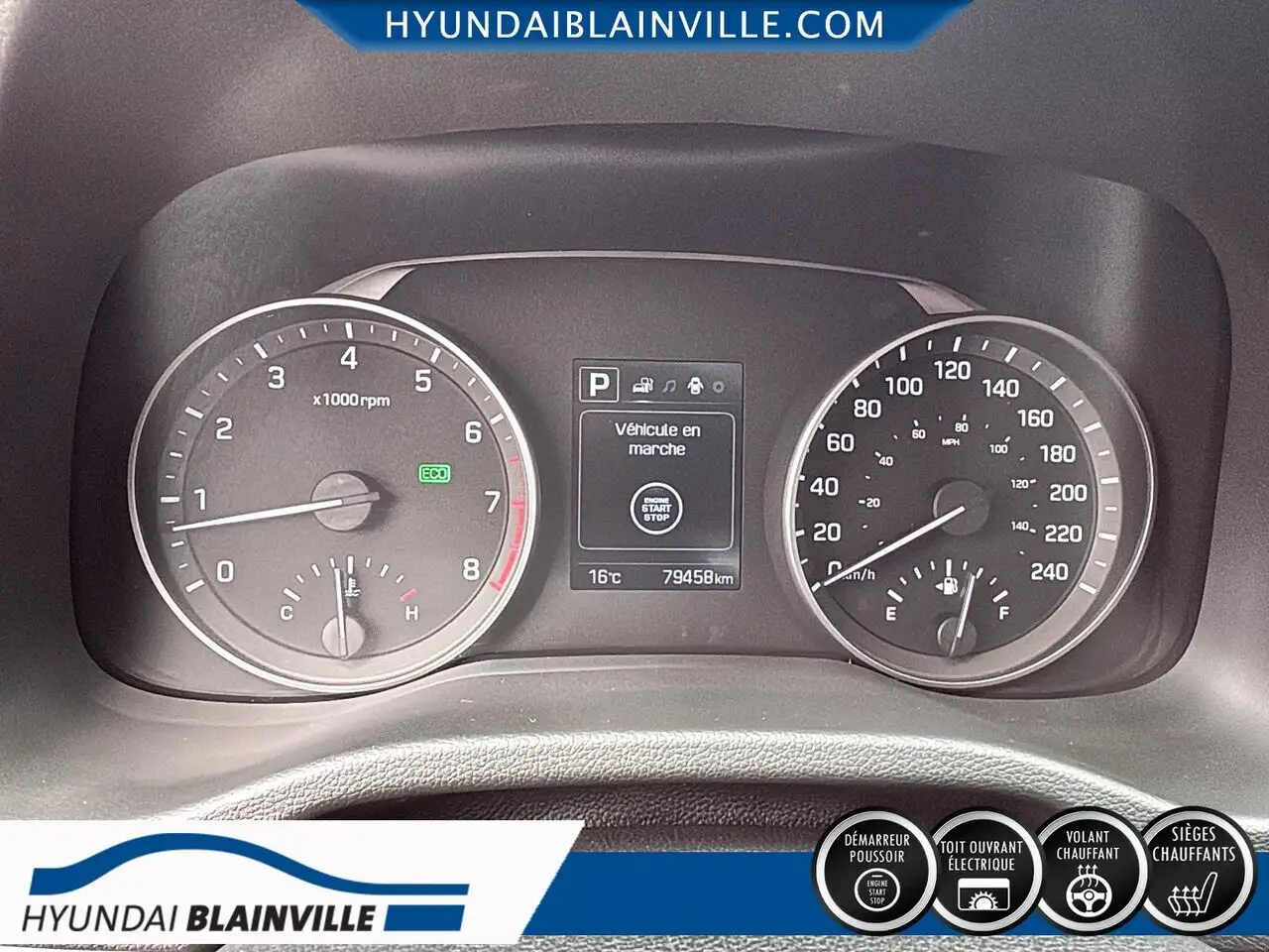 Hyundai ELANTRA fotografie Hyundai ELANTRA