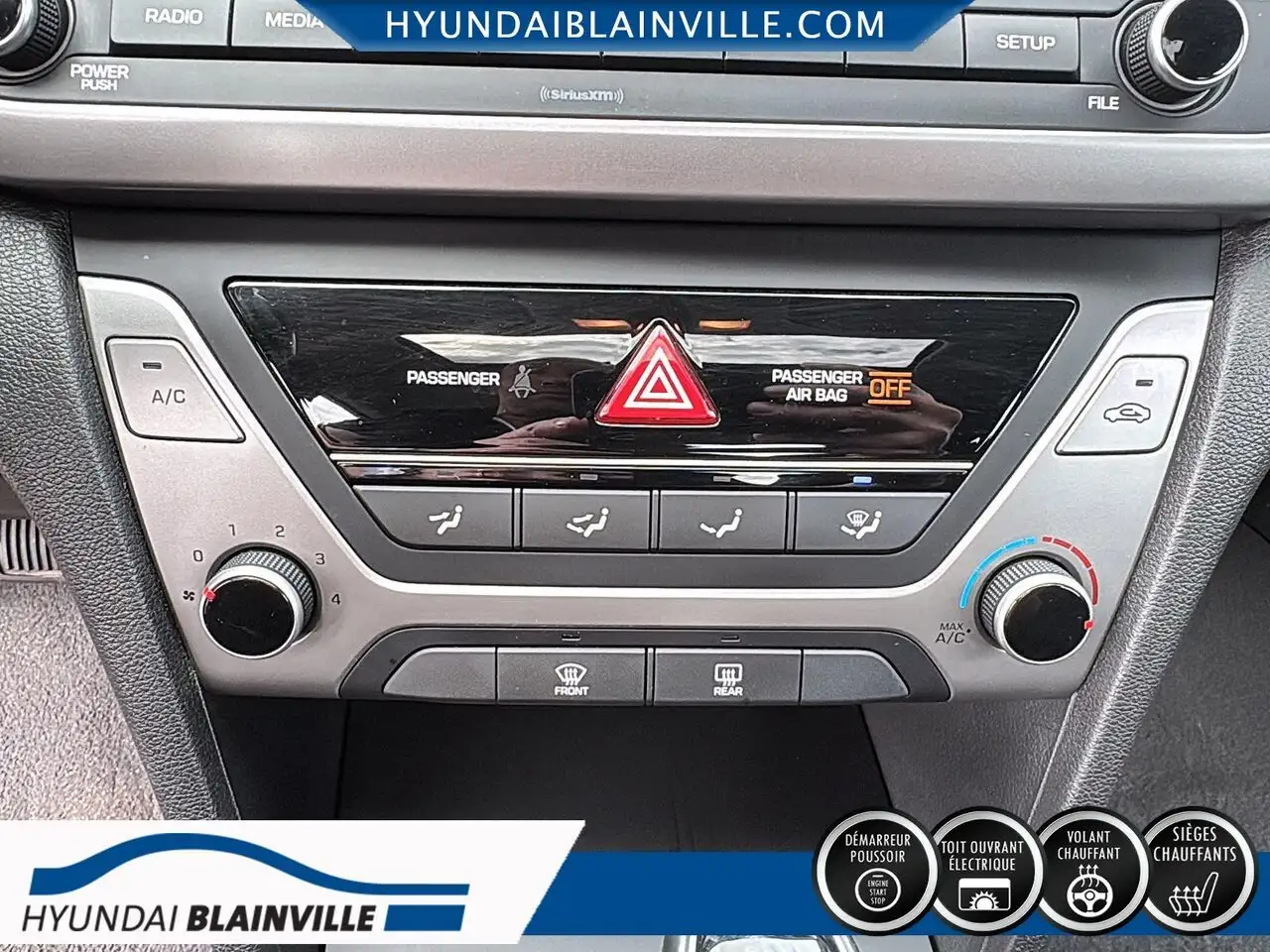 Hyundai ELANTRA fotografie Hyundai ELANTRA