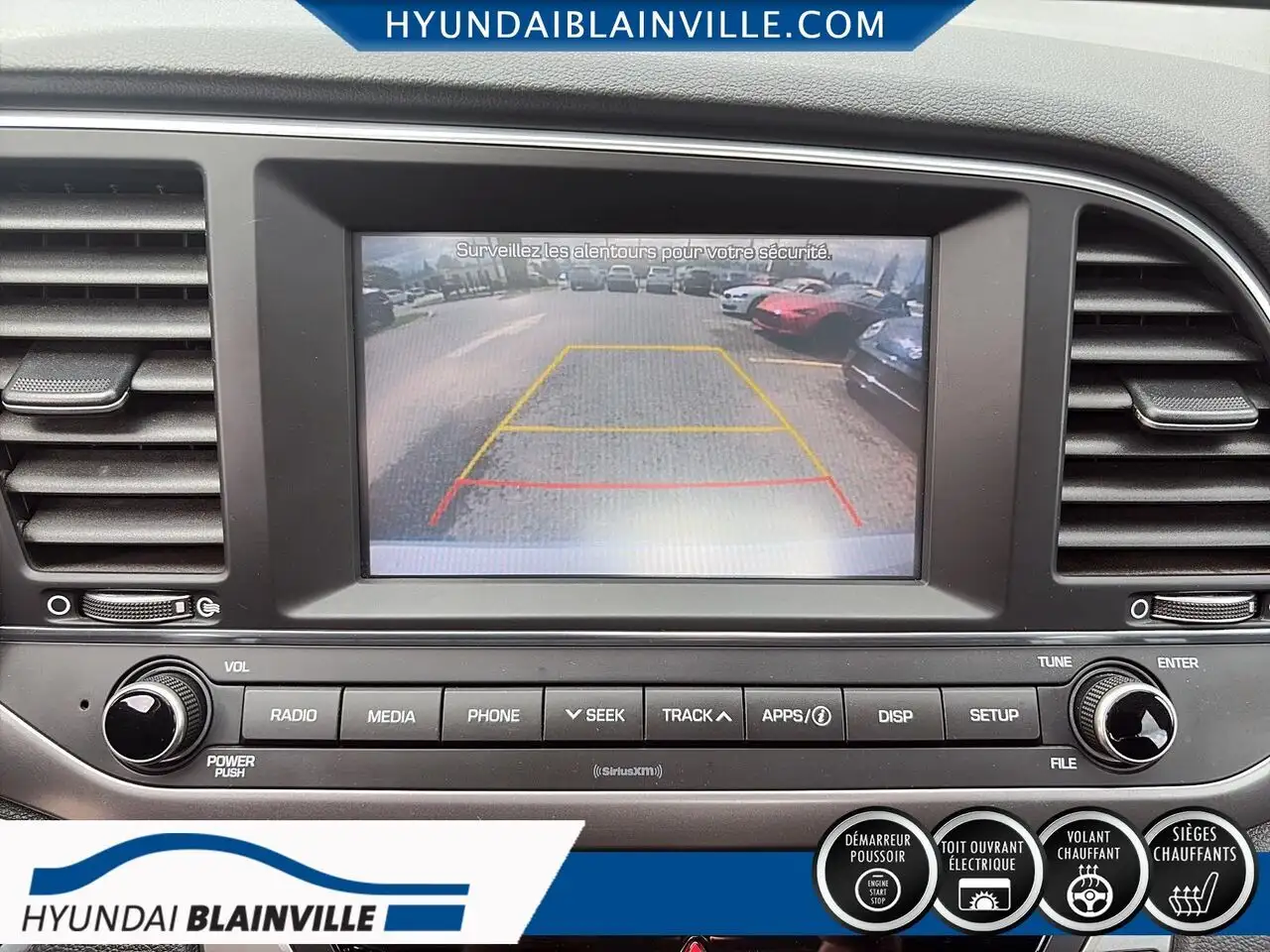 Hyundai ELANTRA fotografie Hyundai ELANTRA