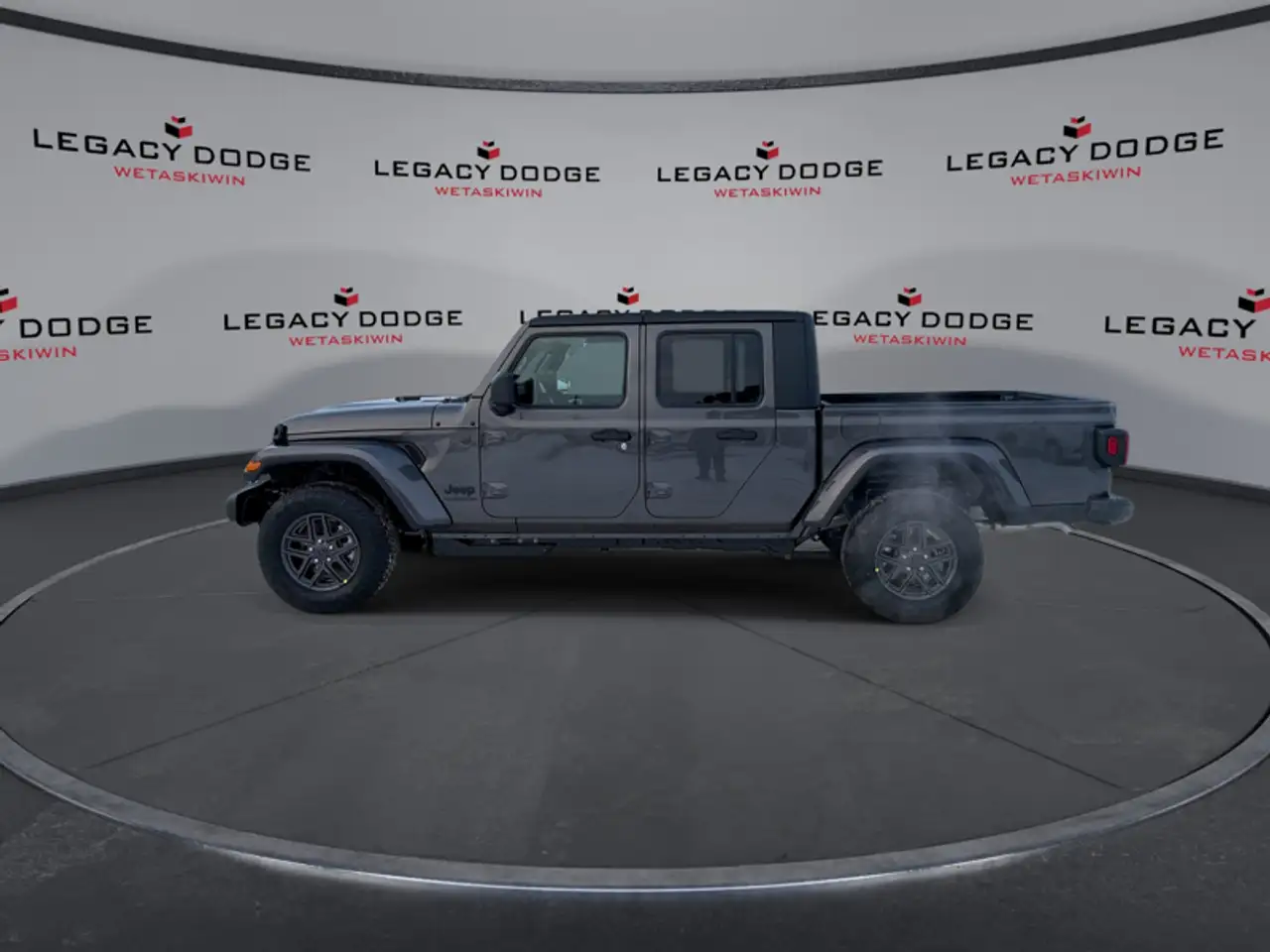 Jeep Gladiator photo Jeep Gladiator