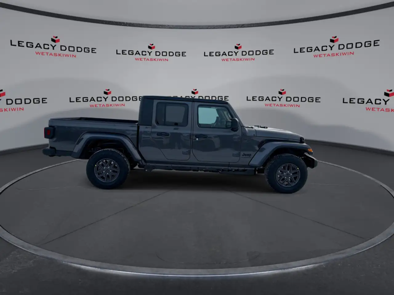 Jeep Gladiator photo Jeep Gladiator