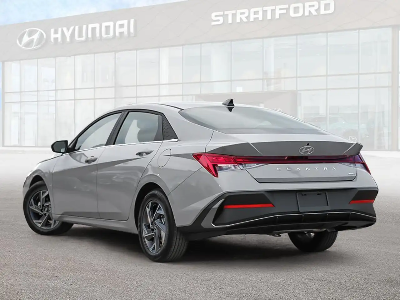 Hyundai ELANTRA снимка Hyundai ELANTRA