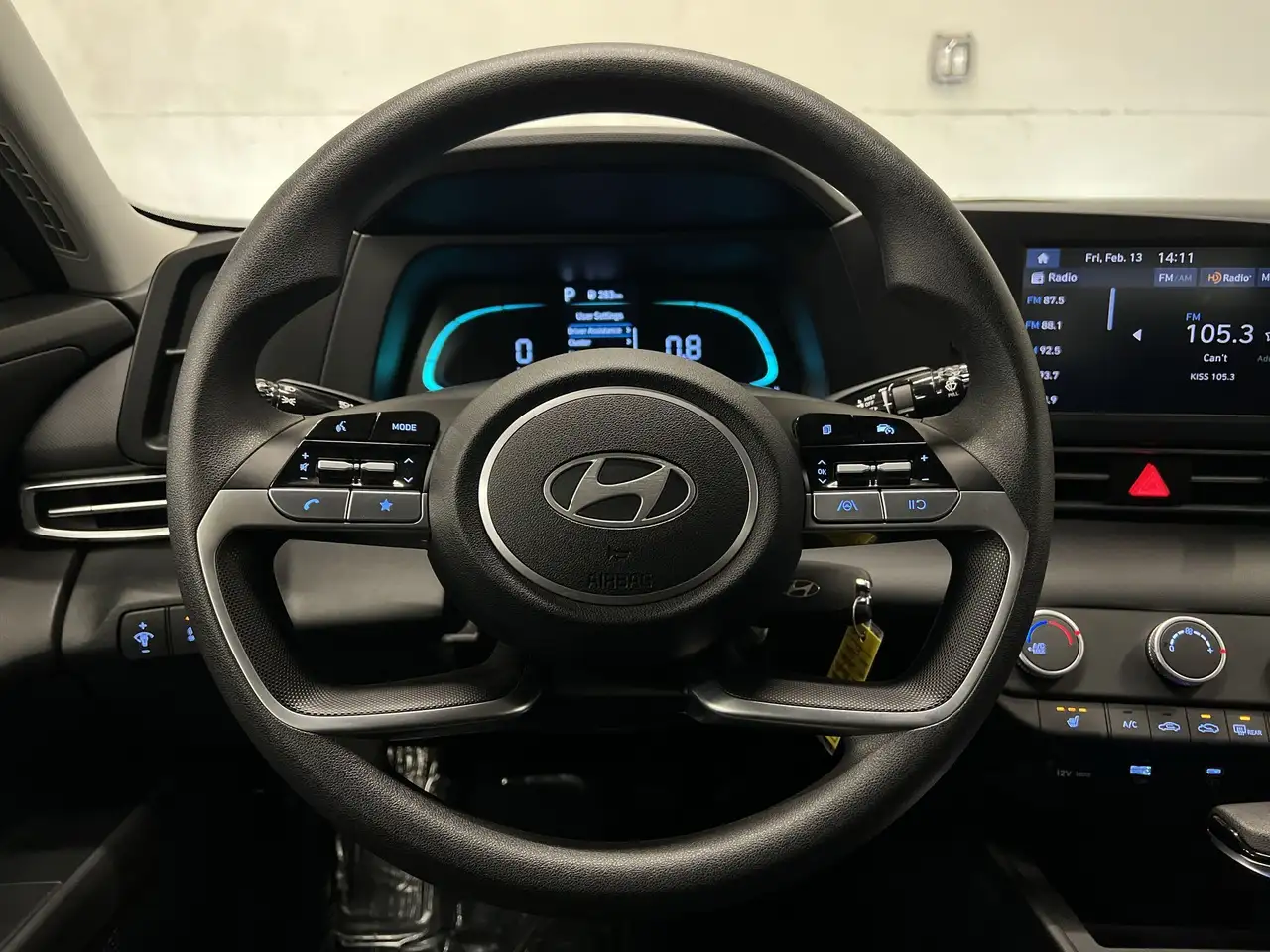 Hyundai ELANTRA fotografie Hyundai ELANTRA