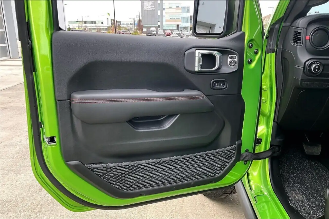 Jeep Gladiator photo Jeep Gladiator