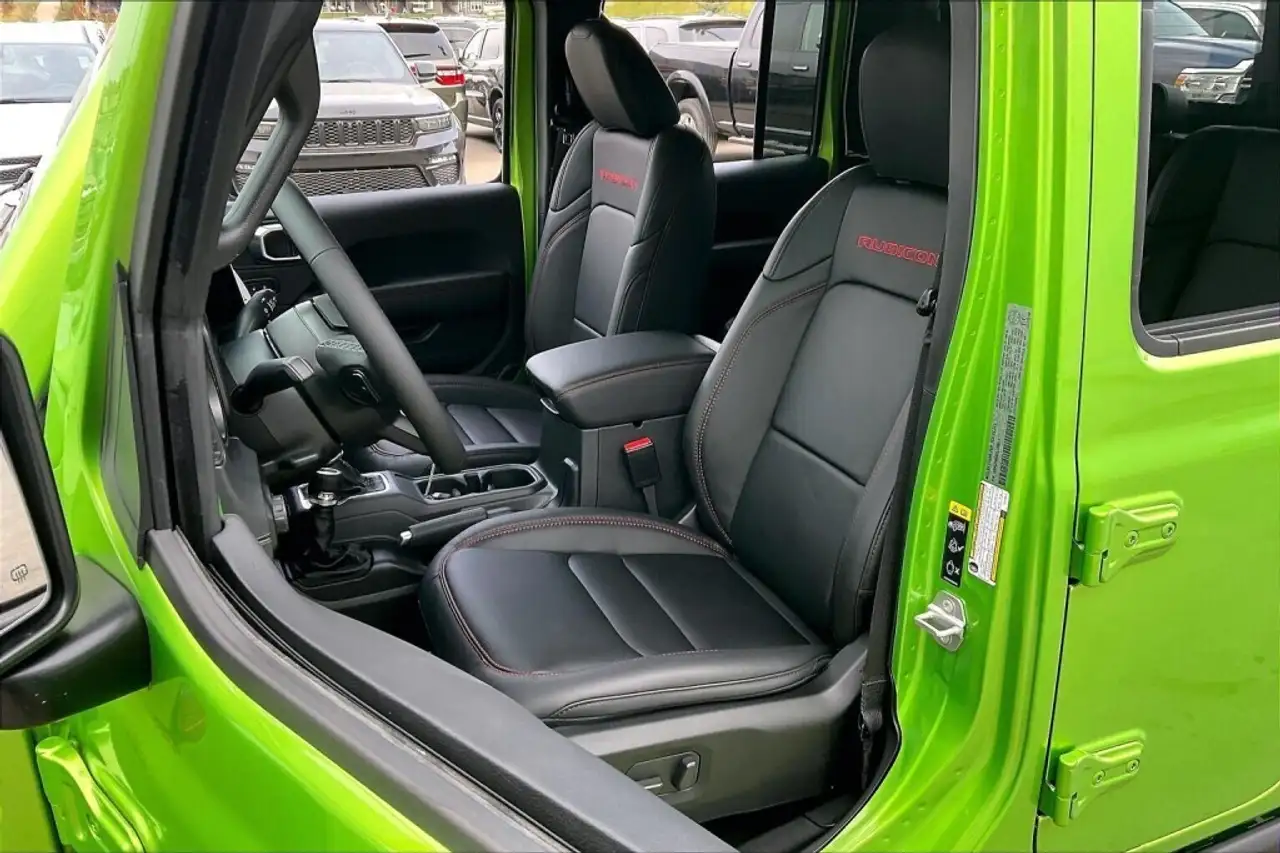 Jeep Gladiator photo Jeep Gladiator