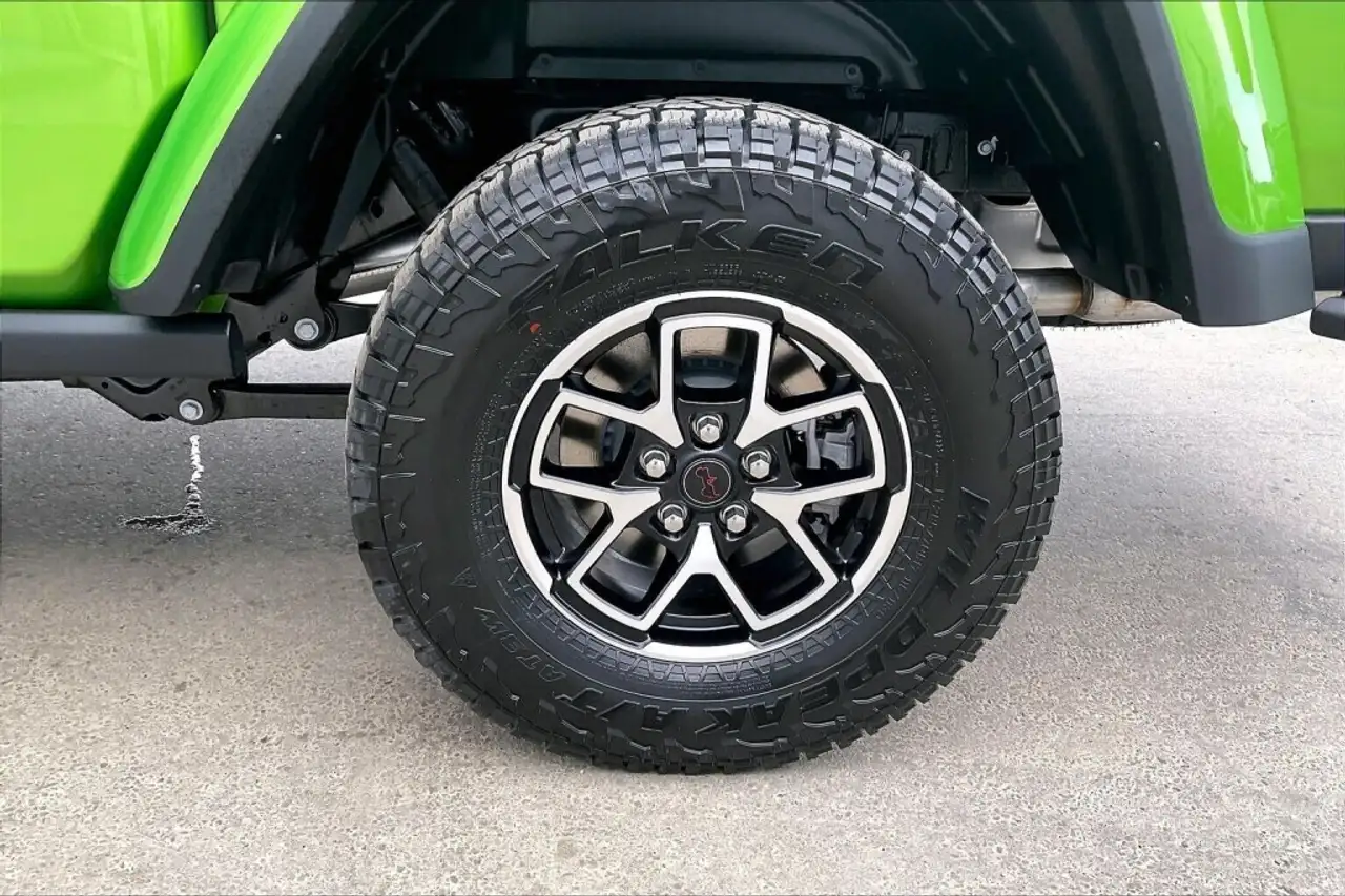 Jeep Gladiator photo Jeep Gladiator