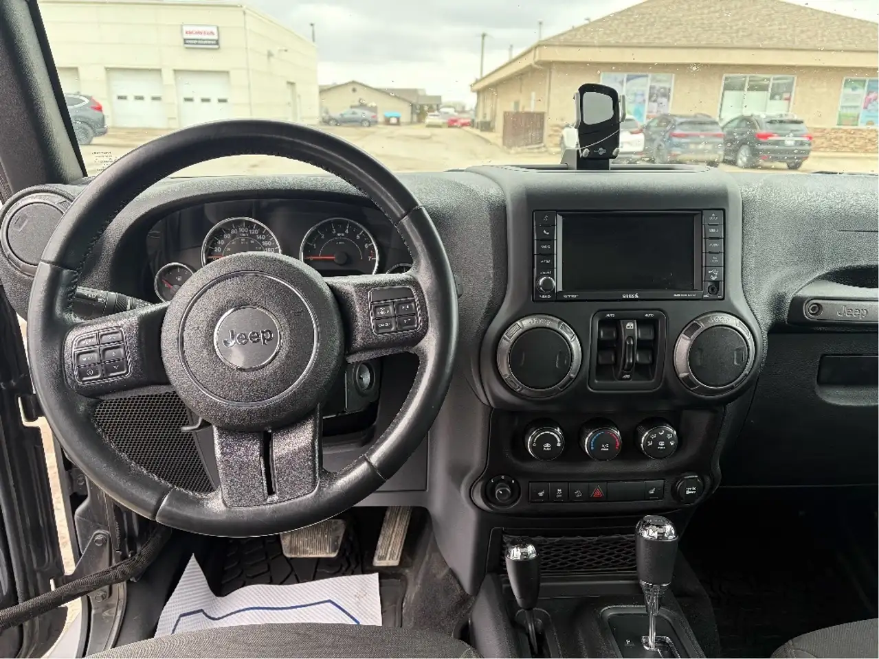 Jeep Wrangler photo Jeep Wrangler