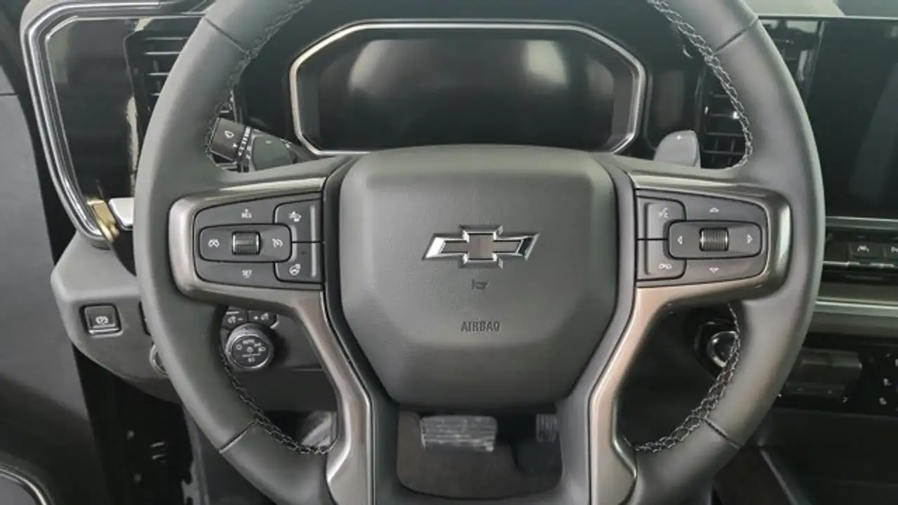 Chevrolet Silverado 1500 снимка Chevrolet Silverado 1500