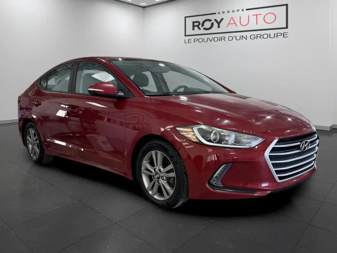 Hyundai ELANTRA снимка Hyundai ELANTRA