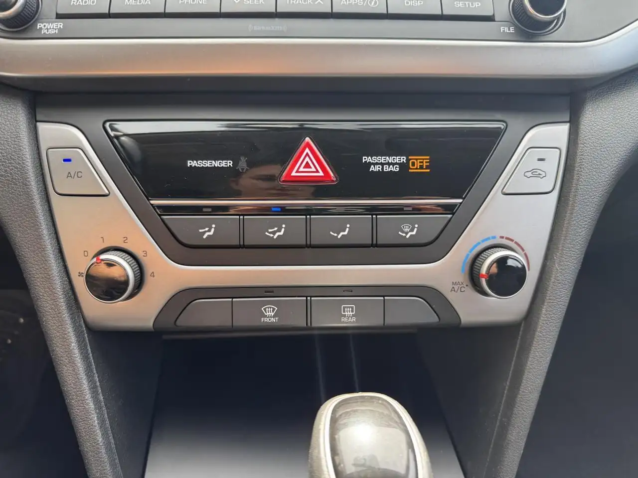 Hyundai ELANTRA снимка Hyundai ELANTRA
