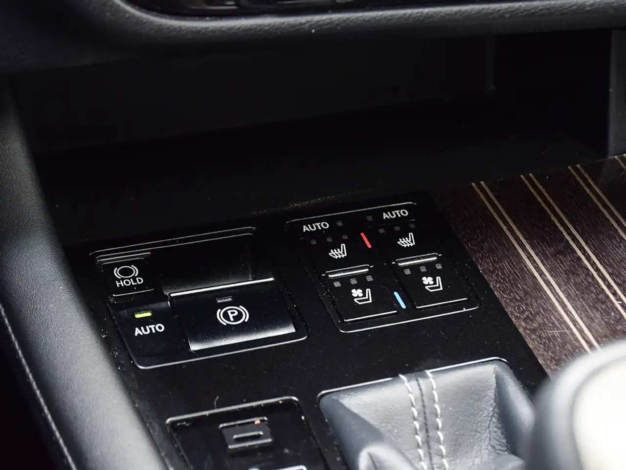 Lexus RX снимка Lexus RX