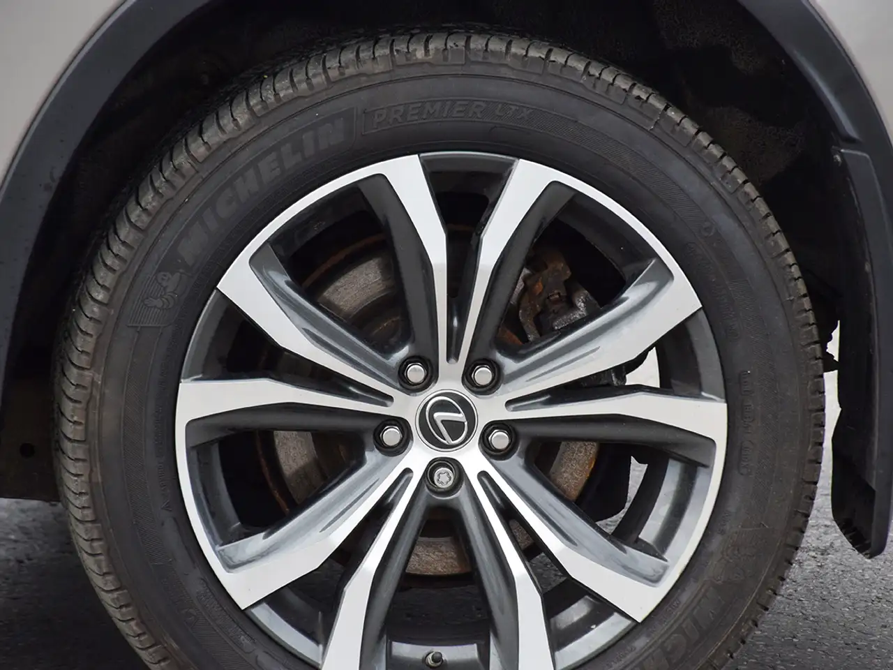 Lexus RX снимка Lexus RX
