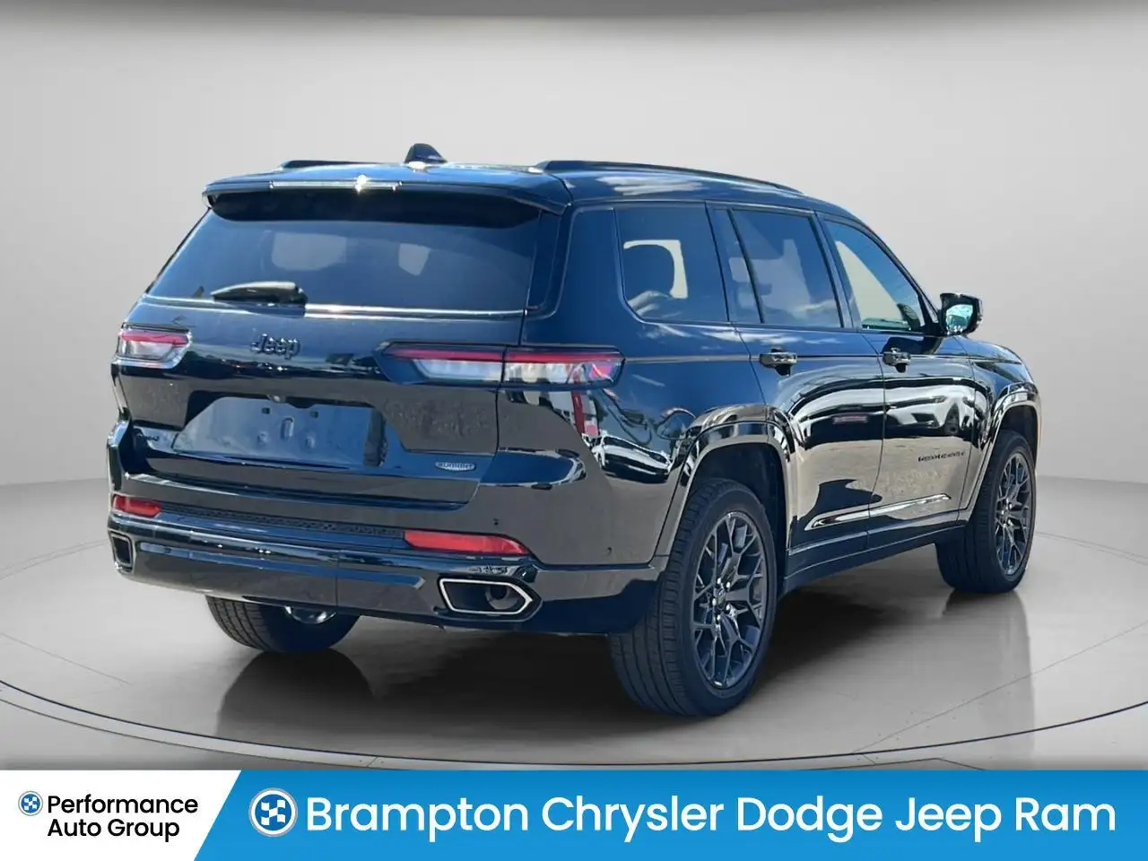 Jeep Grand Cherokee photo Jeep Grand Cherokee