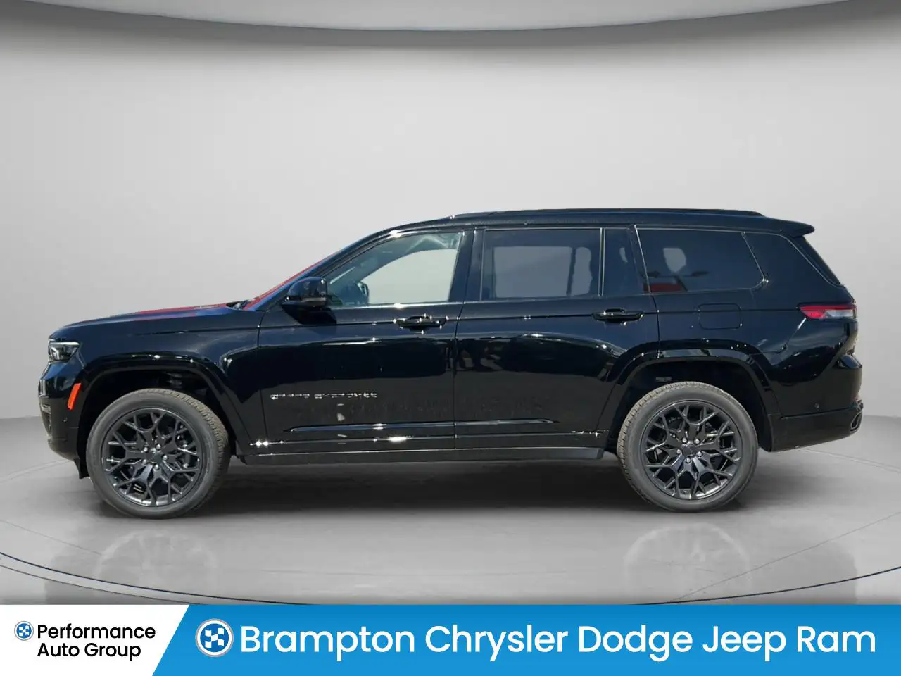 Jeep Grand Cherokee photo Jeep Grand Cherokee