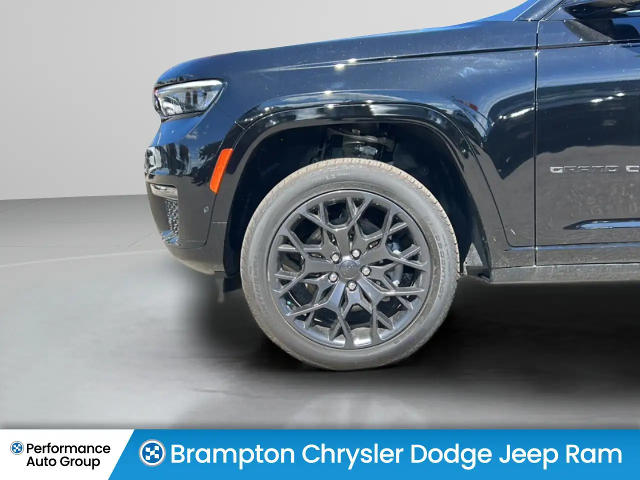 Jeep Grand Cherokee photo Jeep Grand Cherokee