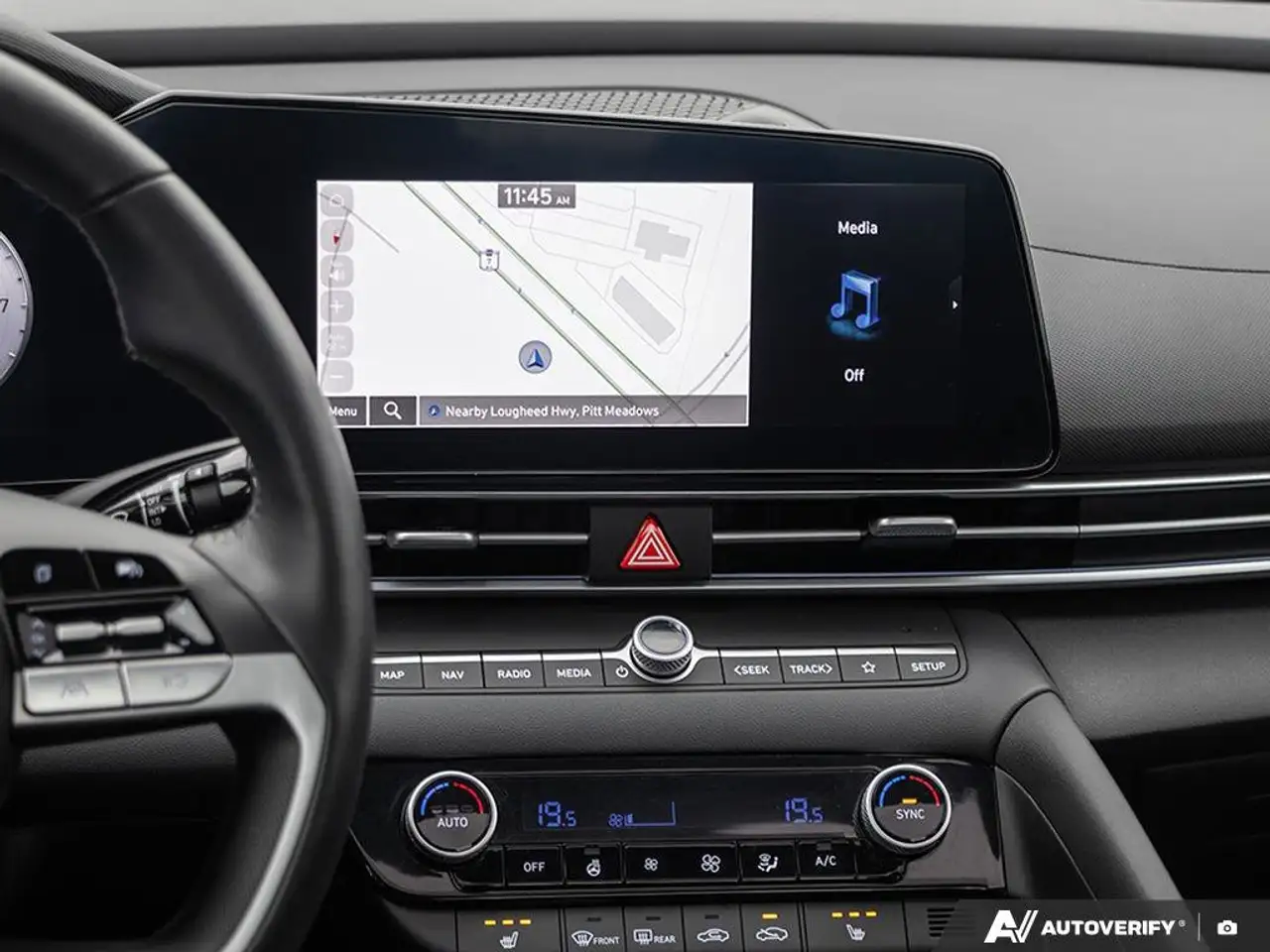 Hyundai ELANTRA fotografie Hyundai ELANTRA