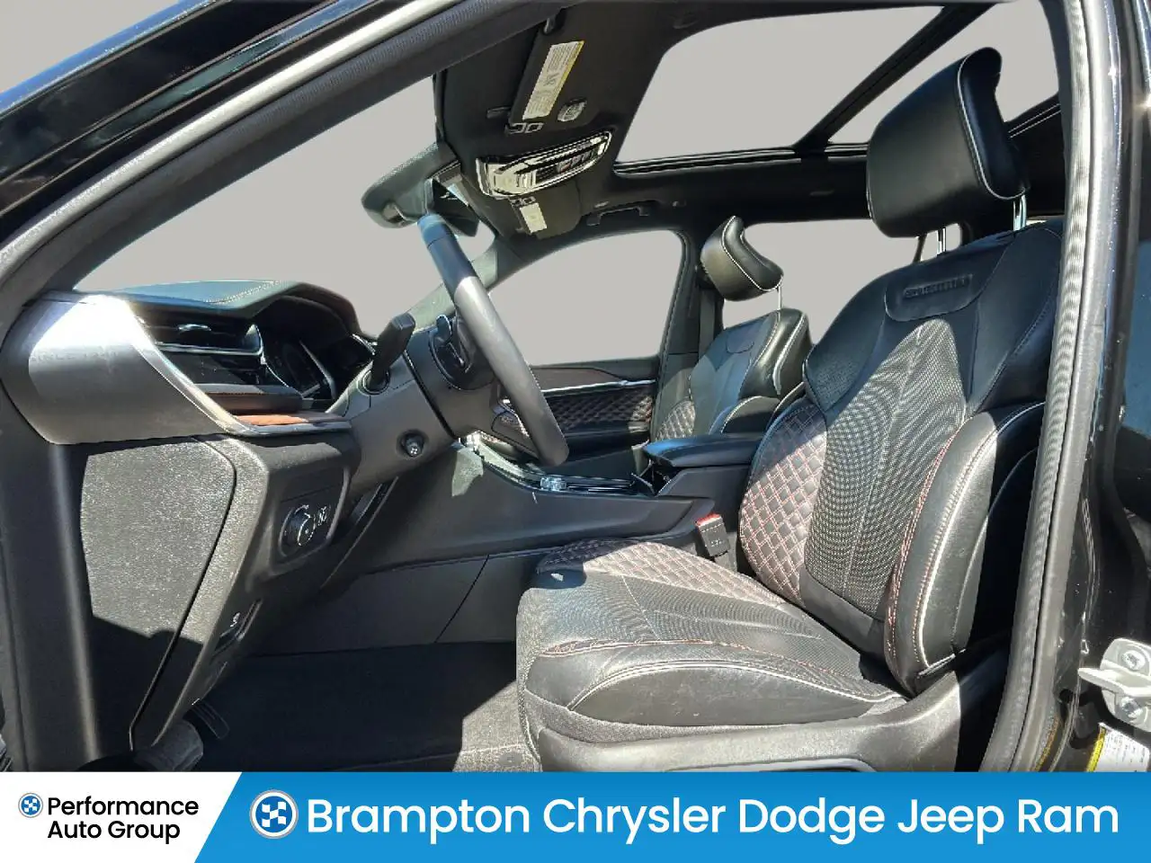 Jeep Grand Cherokee photo Jeep Grand Cherokee