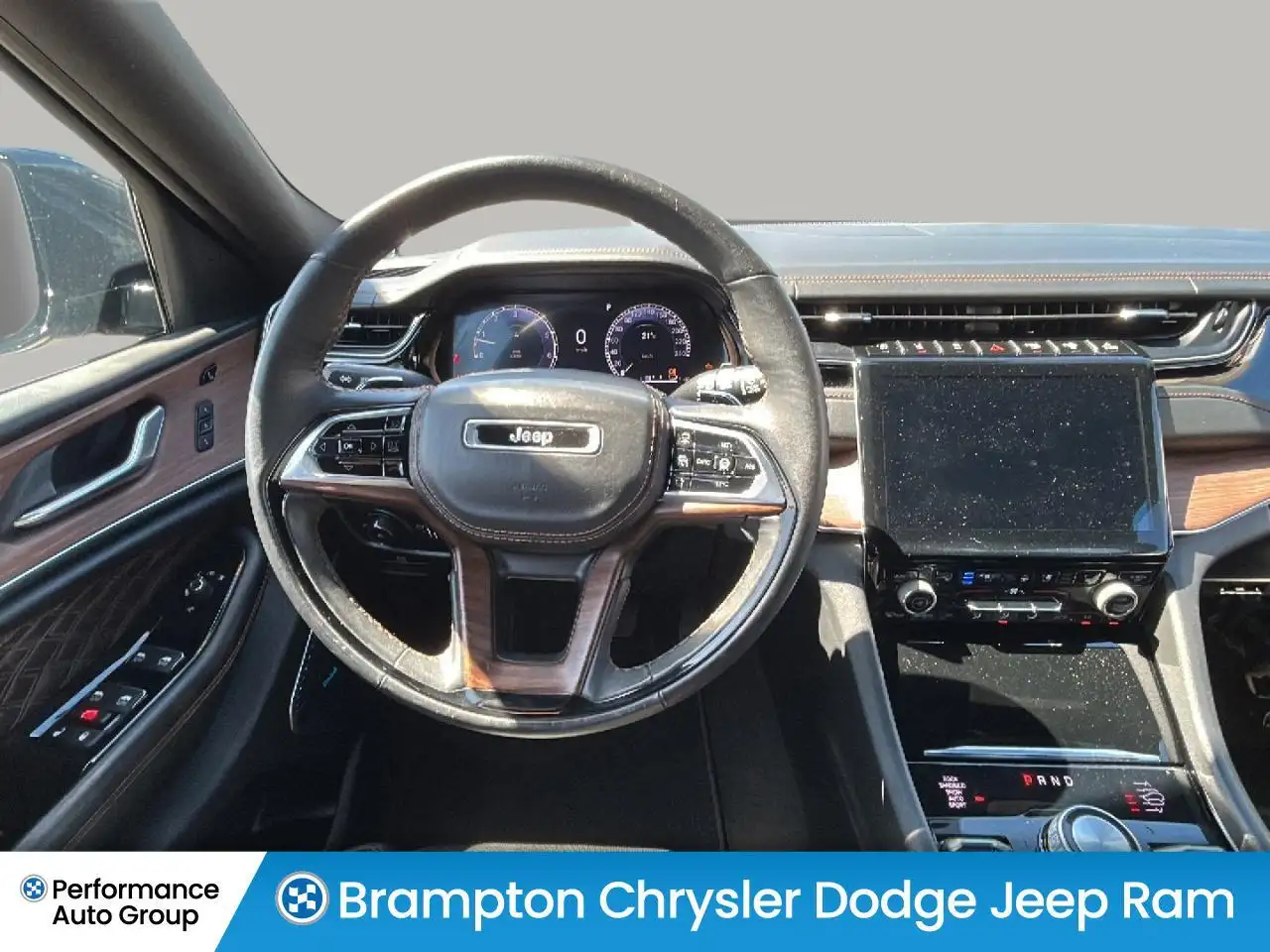 Jeep Grand Cherokee photo Jeep Grand Cherokee