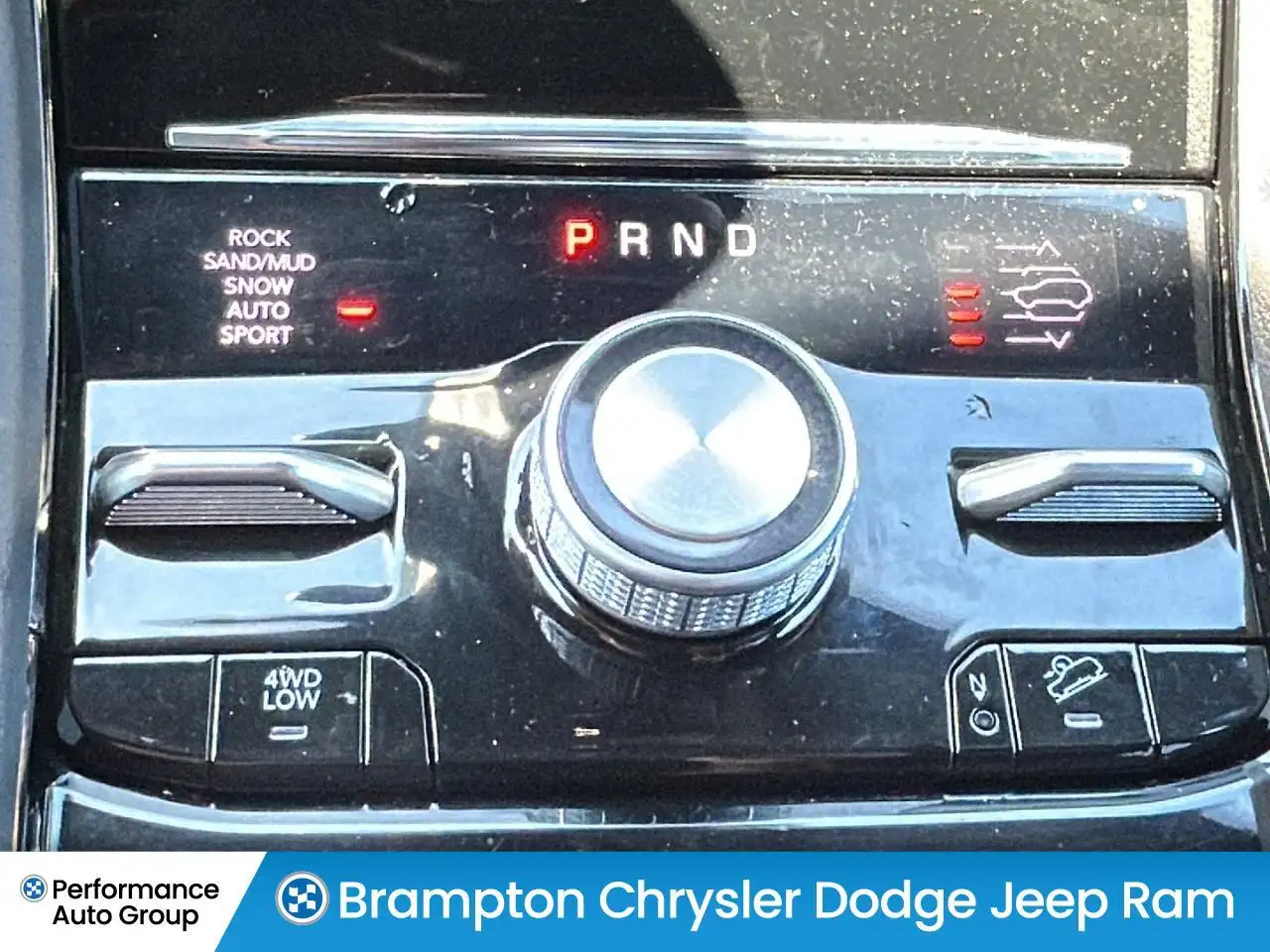 Jeep Grand Cherokee photo Jeep Grand Cherokee