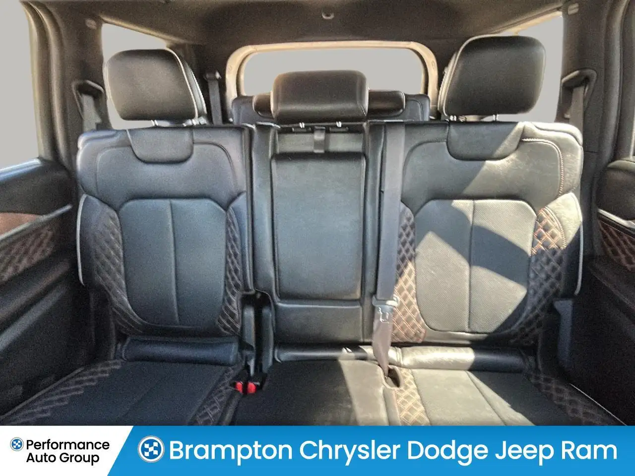Jeep Grand Cherokee photo Jeep Grand Cherokee