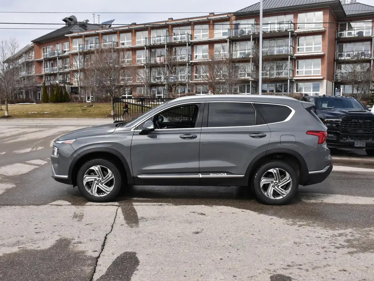 Hyundai SANTA FE снимка Hyundai SANTA FE