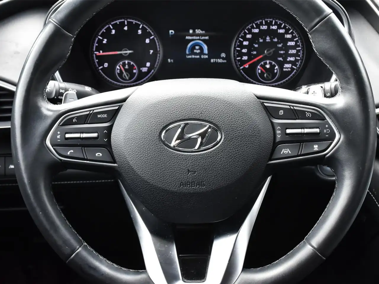 Hyundai SANTA FE снимка Hyundai SANTA FE