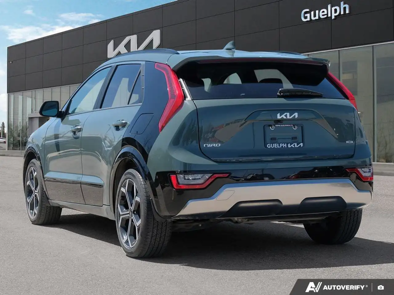 Kia Niro снимка Kia Niro