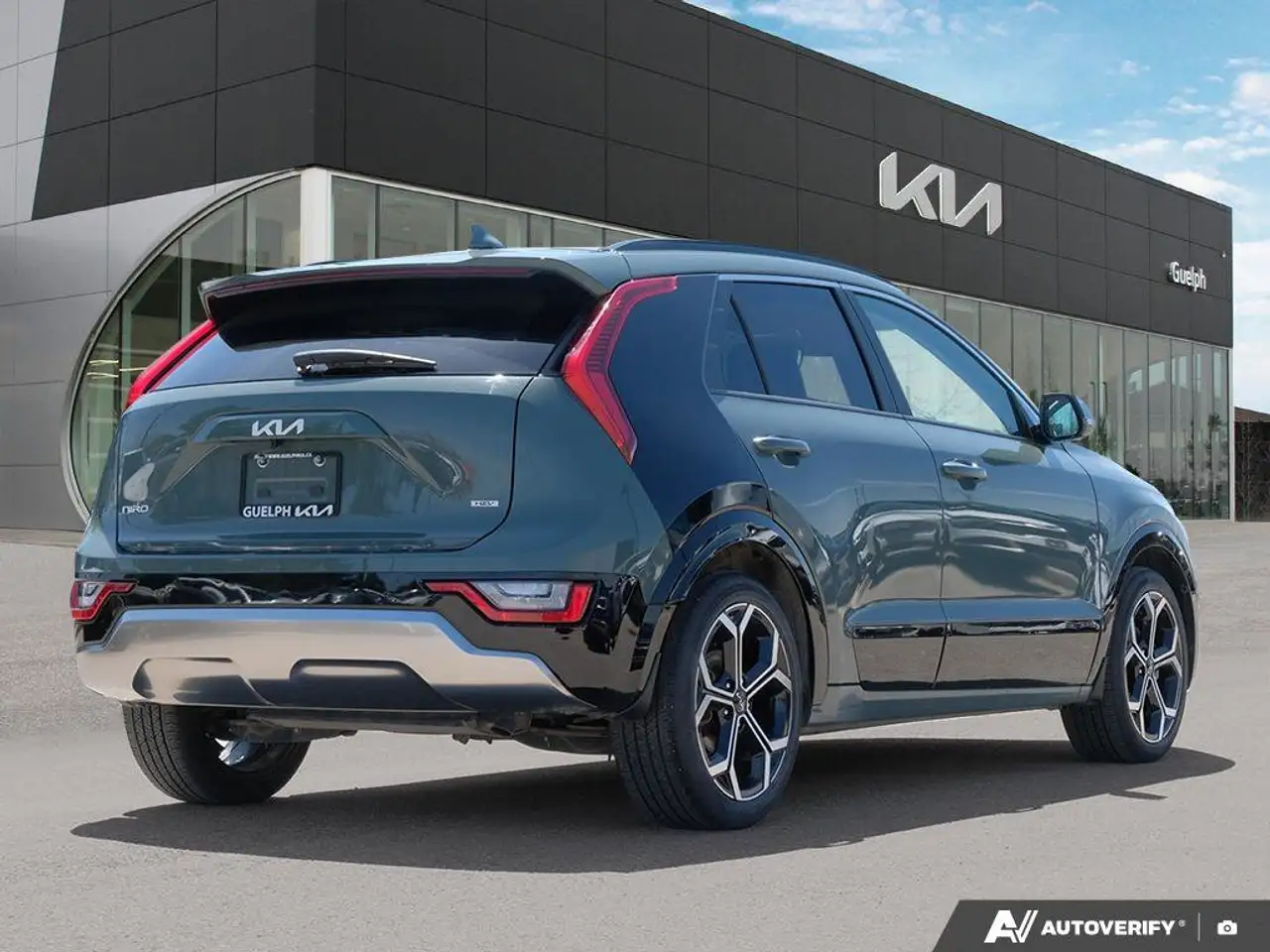 Kia Niro снимка Kia Niro