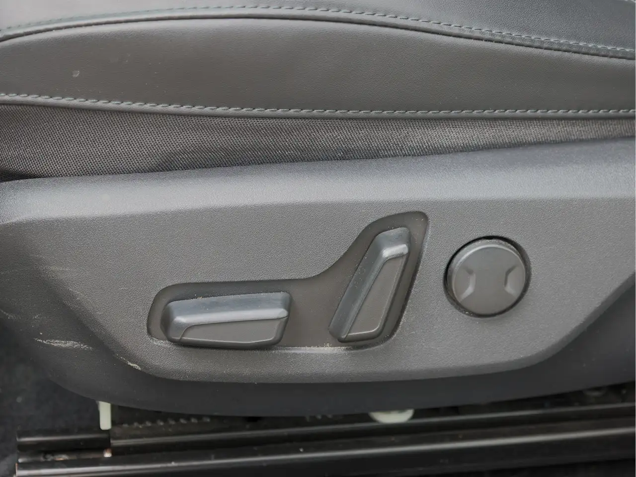 Kia Niro снимка Kia Niro