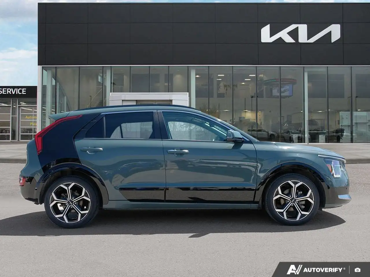 Kia Niro снимка Kia Niro