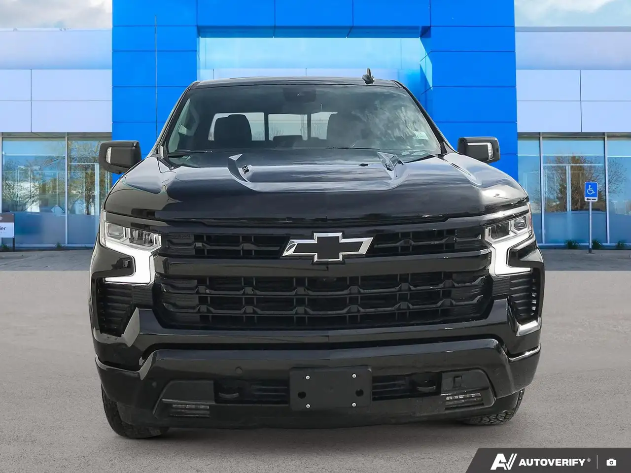 Chevrolet Silverado 1500 снимка Chevrolet Silverado 1500