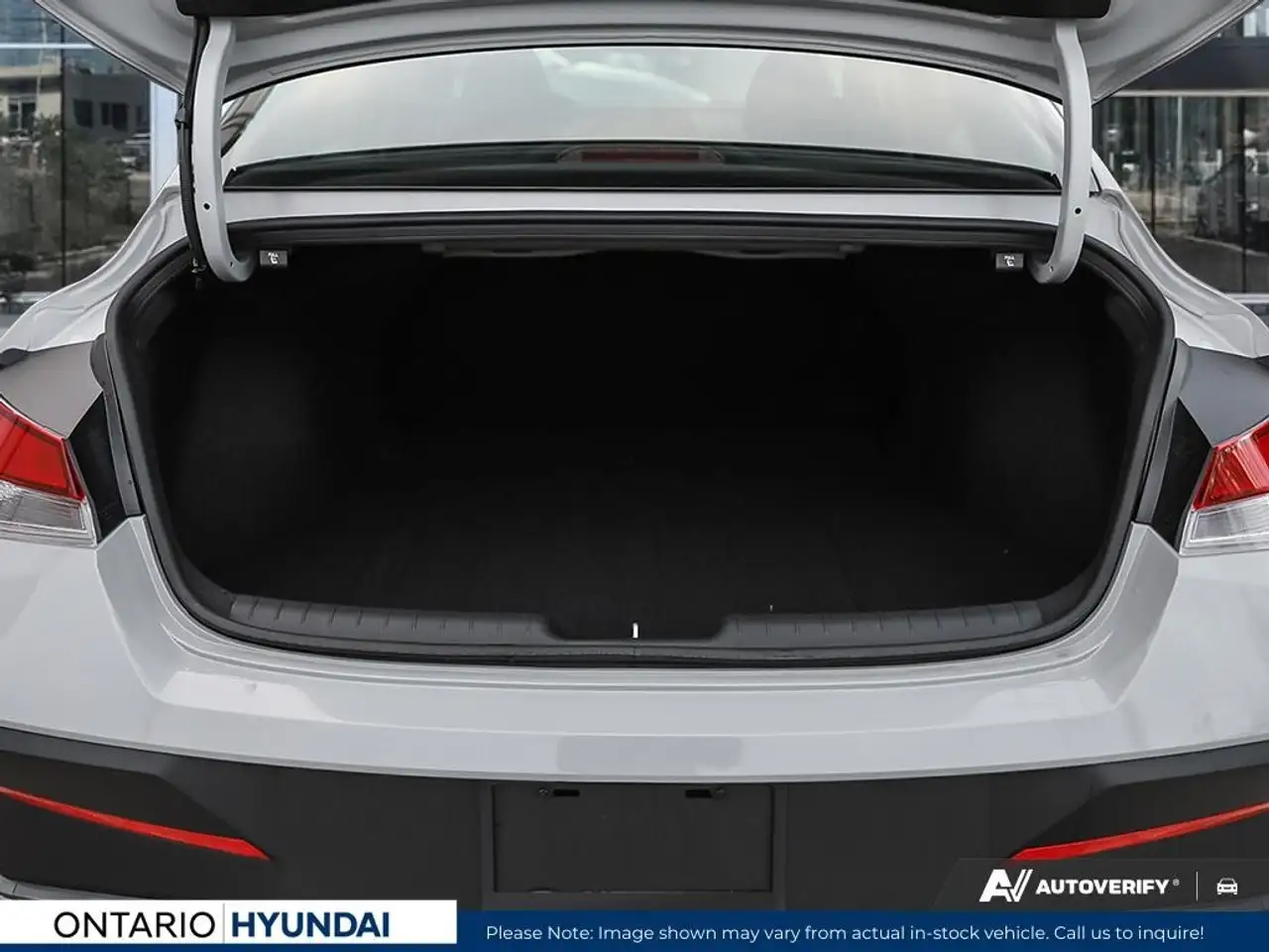Hyundai ELANTRA снимка Hyundai ELANTRA