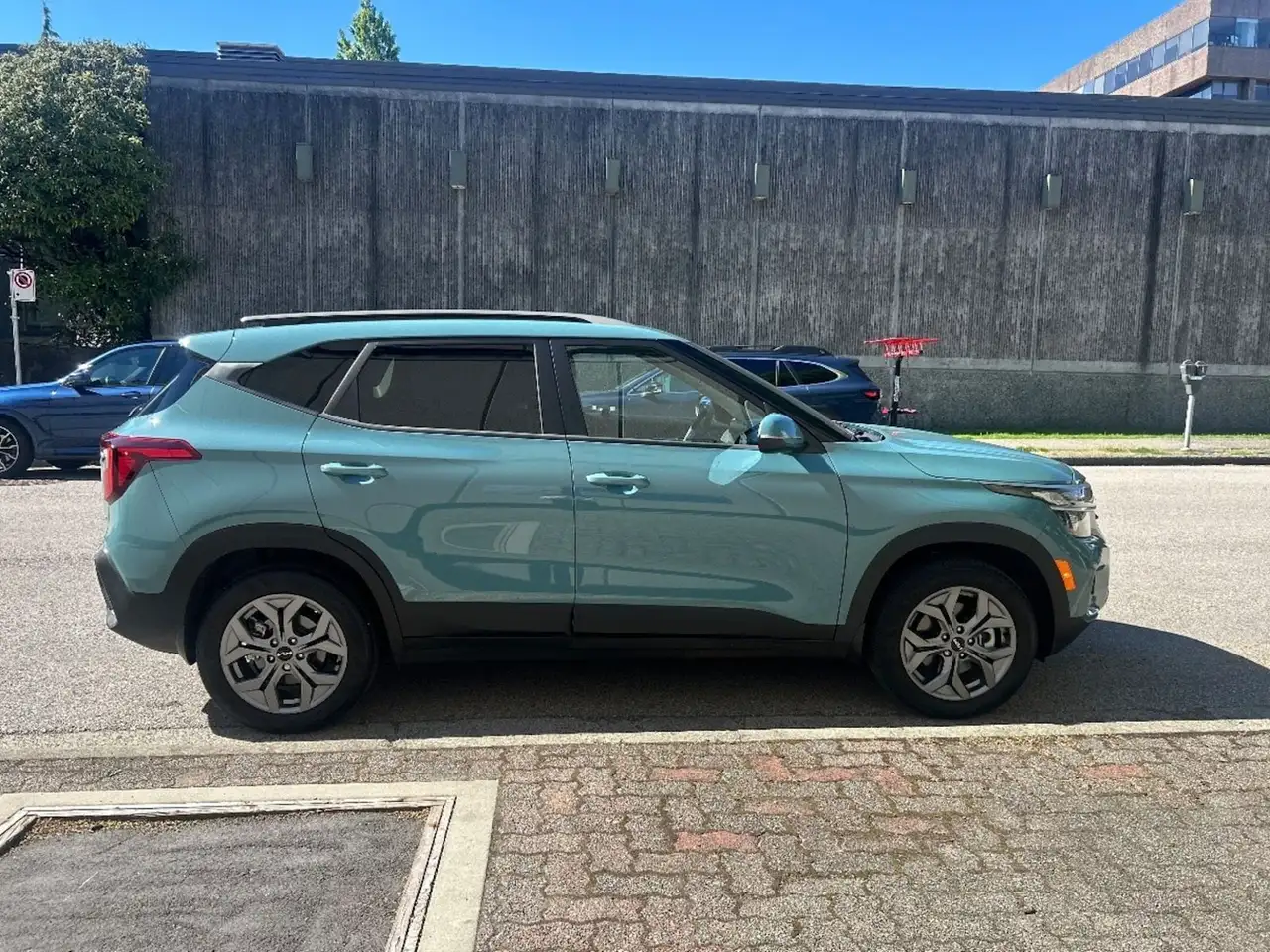 Kia Seltos photo Kia Seltos