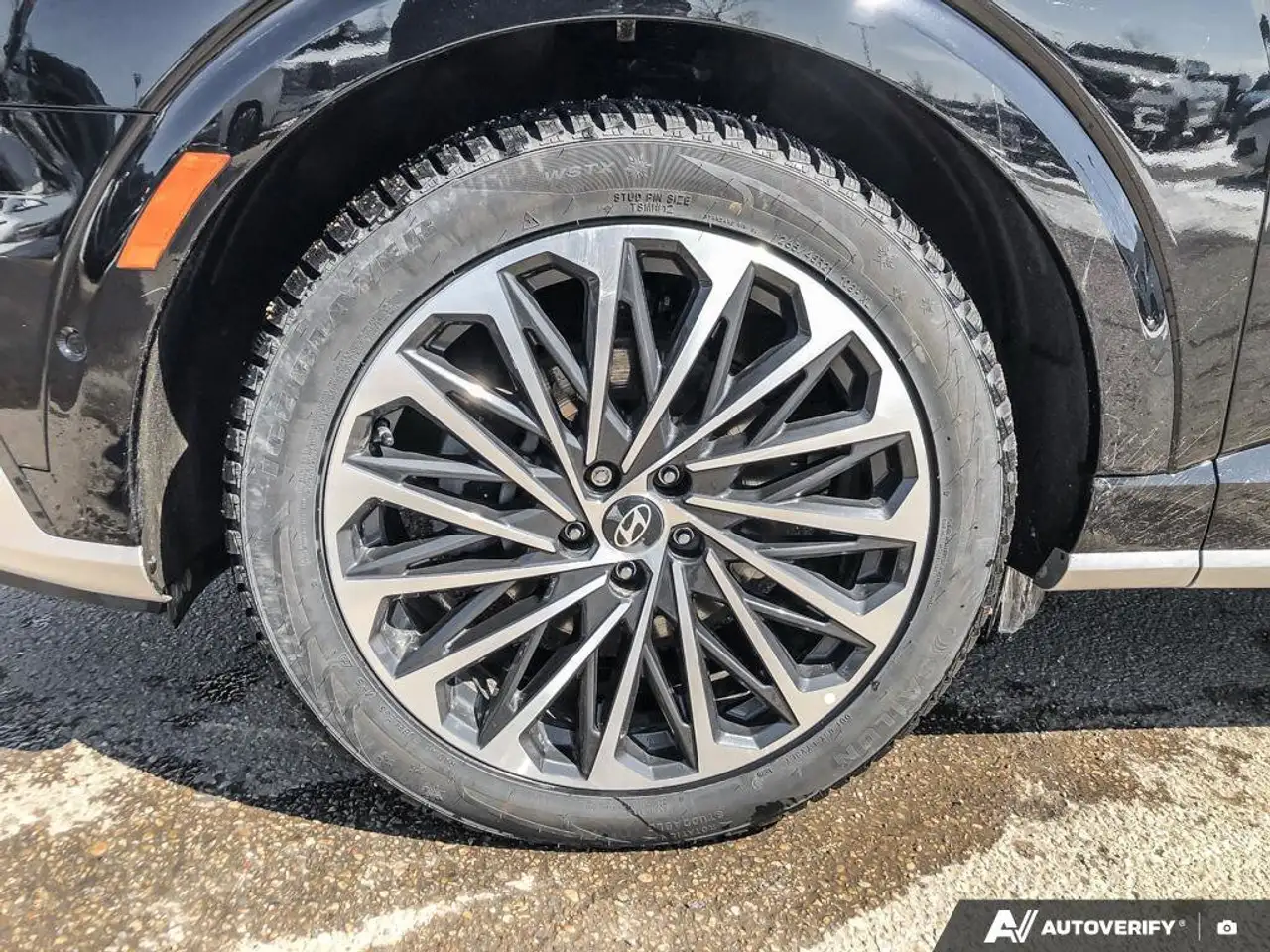 Hyundai PALISADE Hybrid снимка Hyundai PALISADE Hybrid