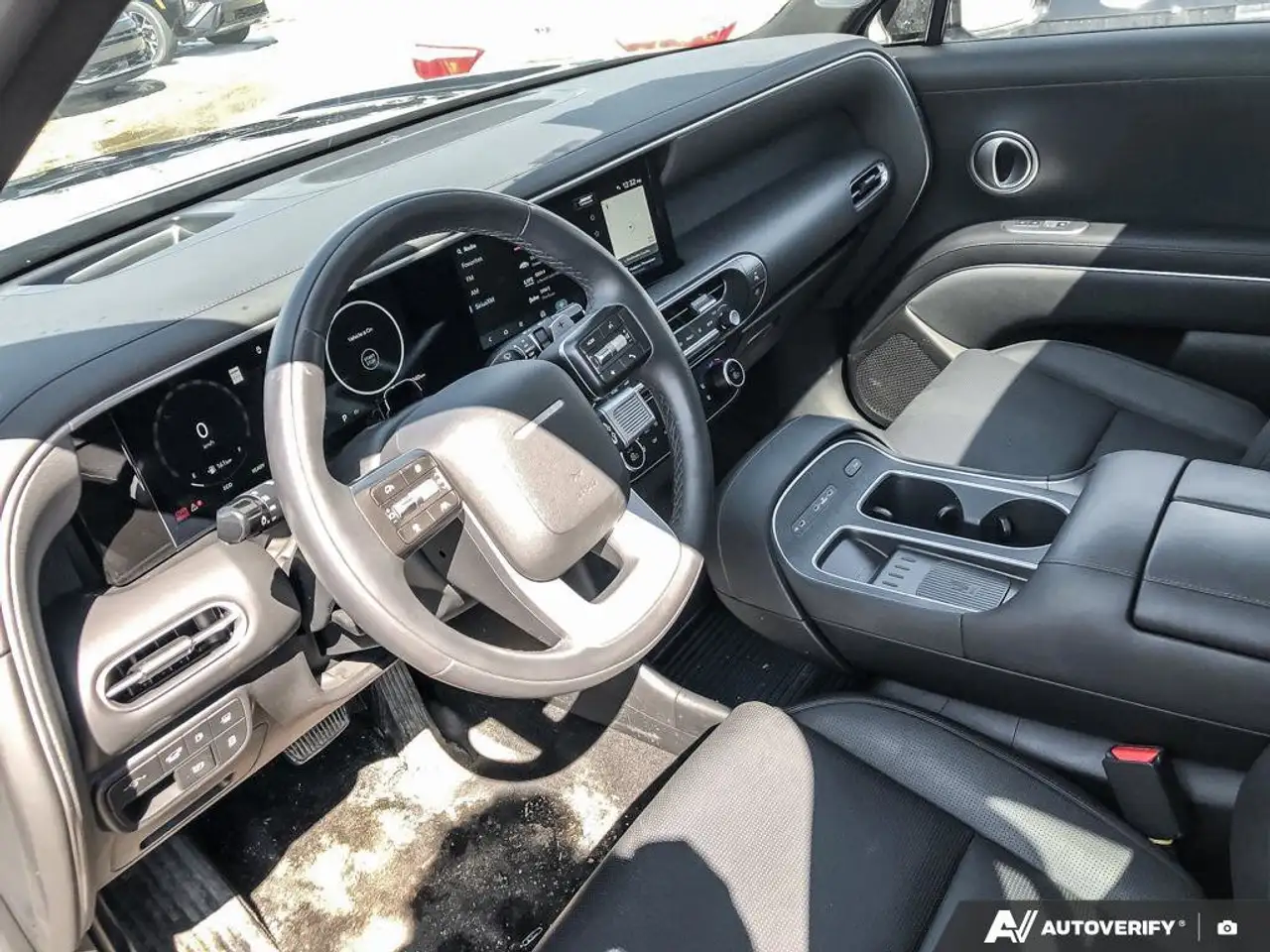 Hyundai PALISADE Hybrid снимка Hyundai PALISADE Hybrid