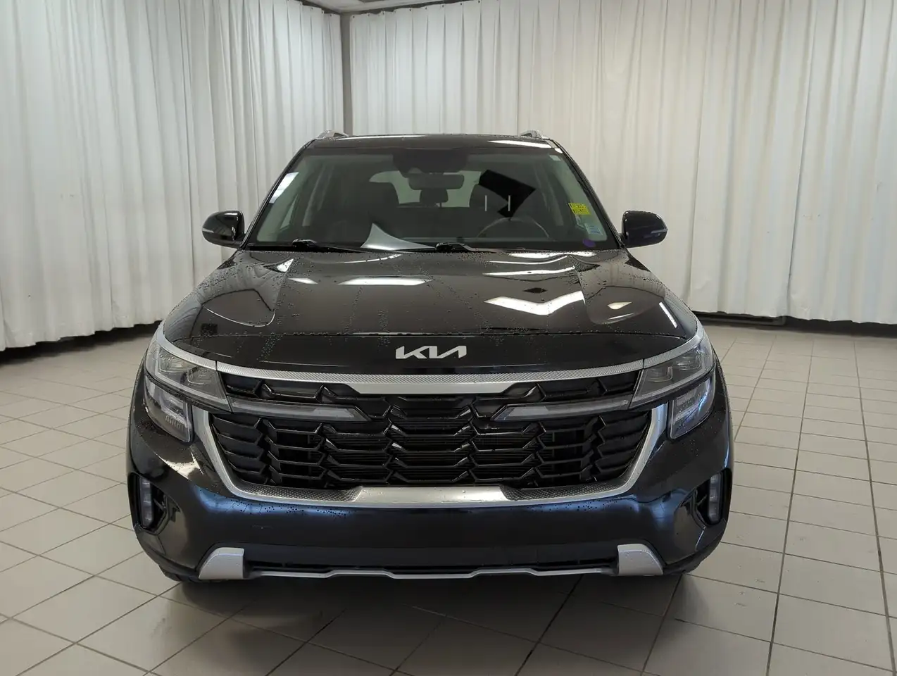 Kia Seltos снимка Kia Seltos