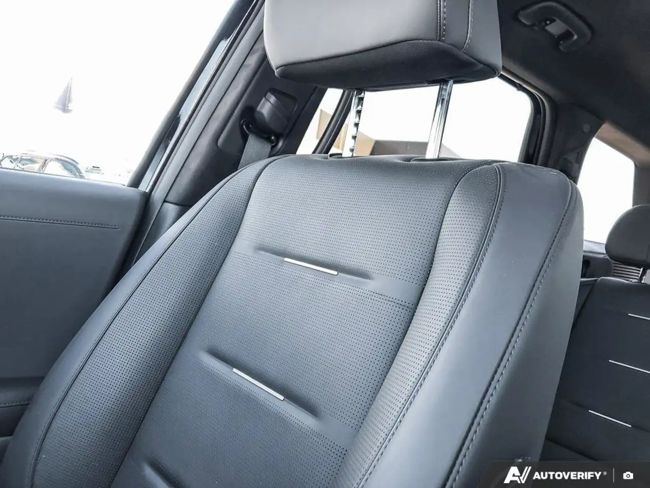 Hyundai PALISADE Hybrid снимка Hyundai PALISADE Hybrid