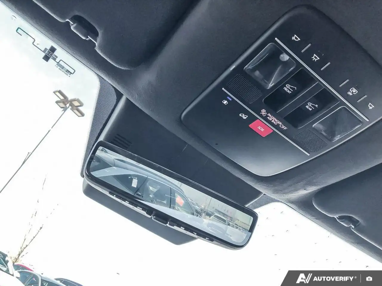Hyundai PALISADE Hybrid снимка Hyundai PALISADE Hybrid